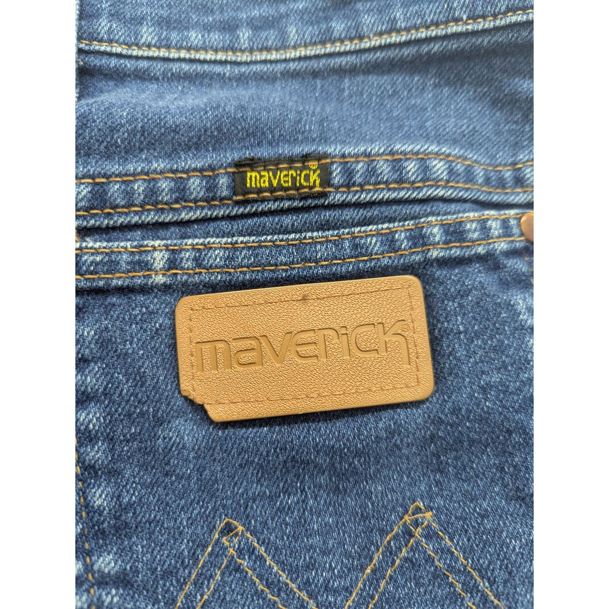 Maverick Womens Blue Denim Relaxed Fit Jeans Size 18