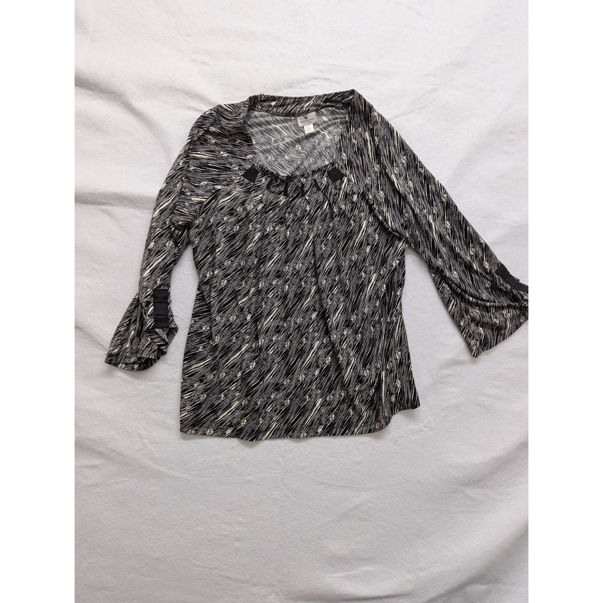 Worthington Petite Stretch Blouse PL Black & White Abstract Print