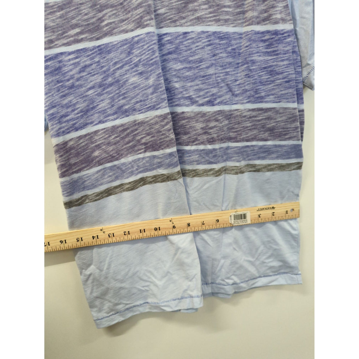 INC Mens Light Blue V-Neck T-Shirt With Striped Pattern Size M