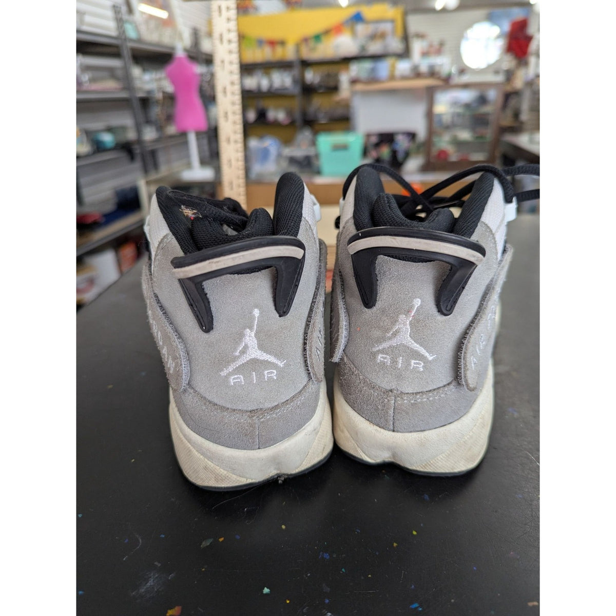 Air Jordan Retro 6 Rings Basketball Shoes Gray & White Suede Lace-Up Youth