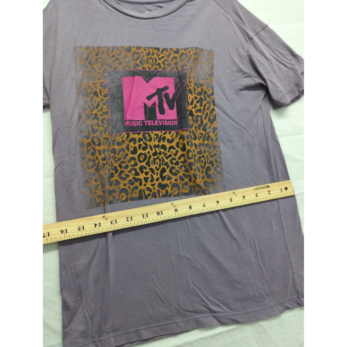 MTV Graphic Tee Purple Leopard Print XS Cotton Blend Made In Mexico