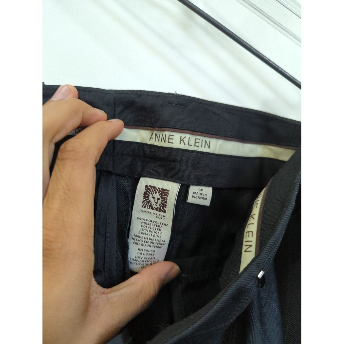Anne Klein Womens Black Pinstripe Dress Pants Size 4P Wool Blend Flat Front