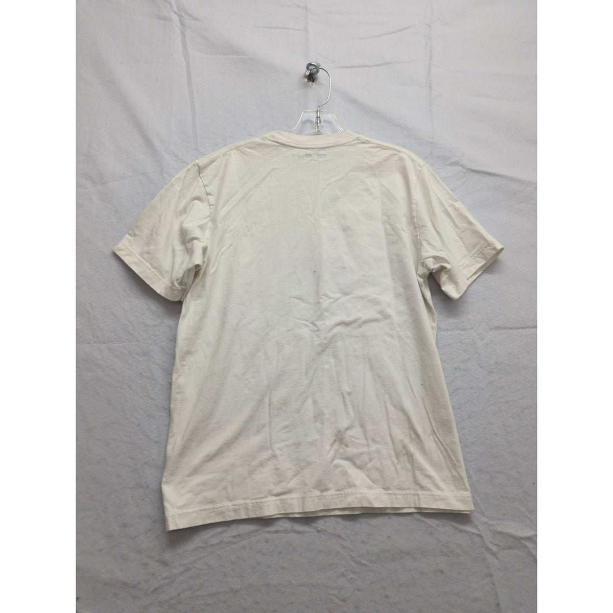 Attack On Titan Uniqlo UT Graphic Tee White M Levi Manga Panel Short Sleeve Casu