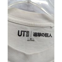 Attack On Titan Uniqlo UT Graphic Tee White M Levi Manga Panel Short Sleeve Casu