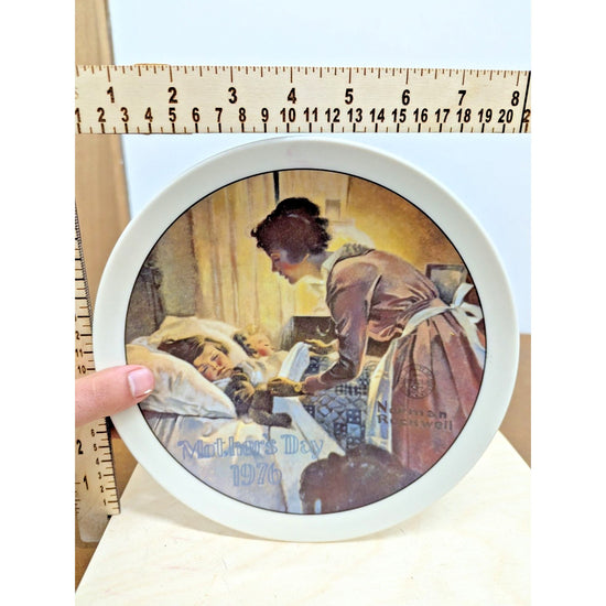 Vintage Norman Rockwell Mothers Day 1976 Collector Plate Decorative Porcelain