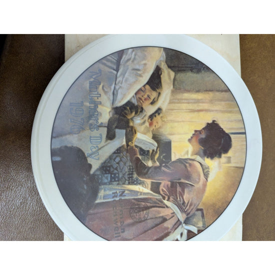 Vintage Norman Rockwell Mothers Day 1976 Collector Plate Decorative Porcelain