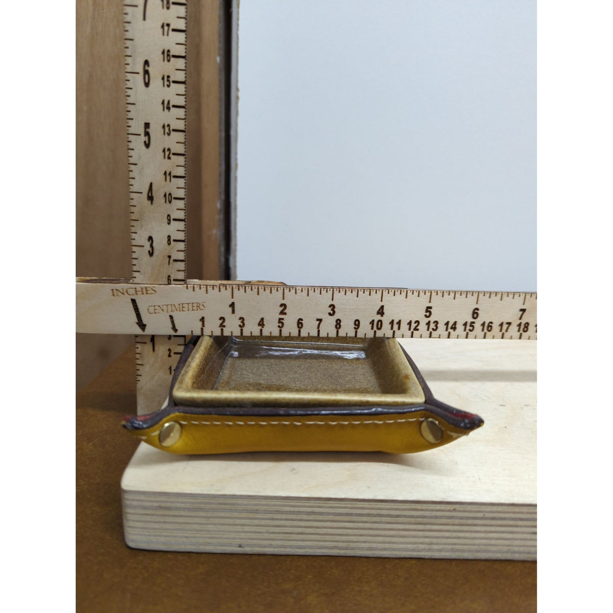 Essenza Leather & Ceramic Square Valet Tray With Brown & Yellow Finish 5"x5" Modern Design