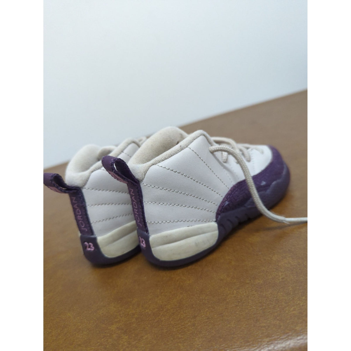 Air Jordan Toddler Shoes White & Purple With Laces Size 5C Pre-Owned