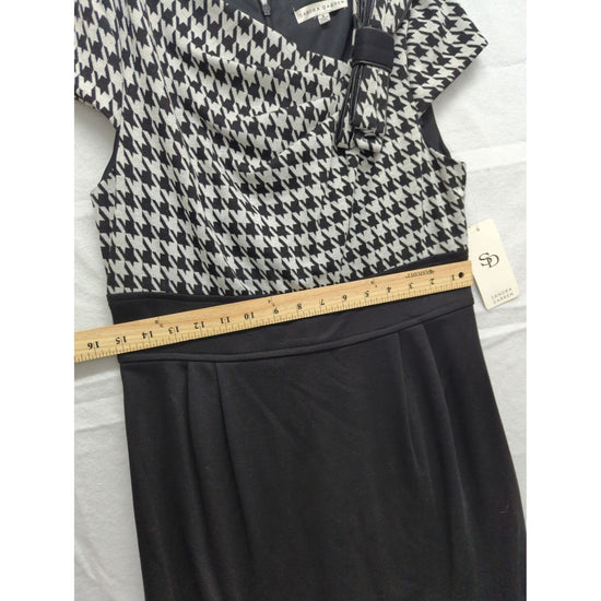 Sandra Darren Houndstooth Pattern Black & White Cocktail Dress Size 8 With Tags