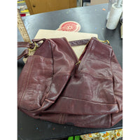 Vintage Burgundy Leather Shoulder Bag With Gold-Tone Hardware And Zipper Closure
