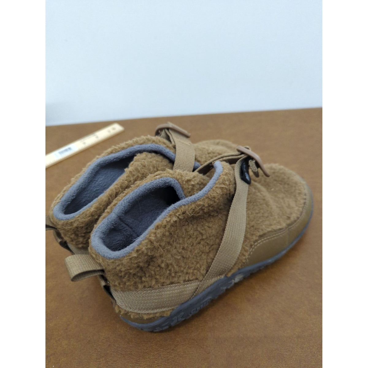 Chaco Kids Brown Fleece-Lined Shoes Adjustable Strap Rubber Sole Size 11