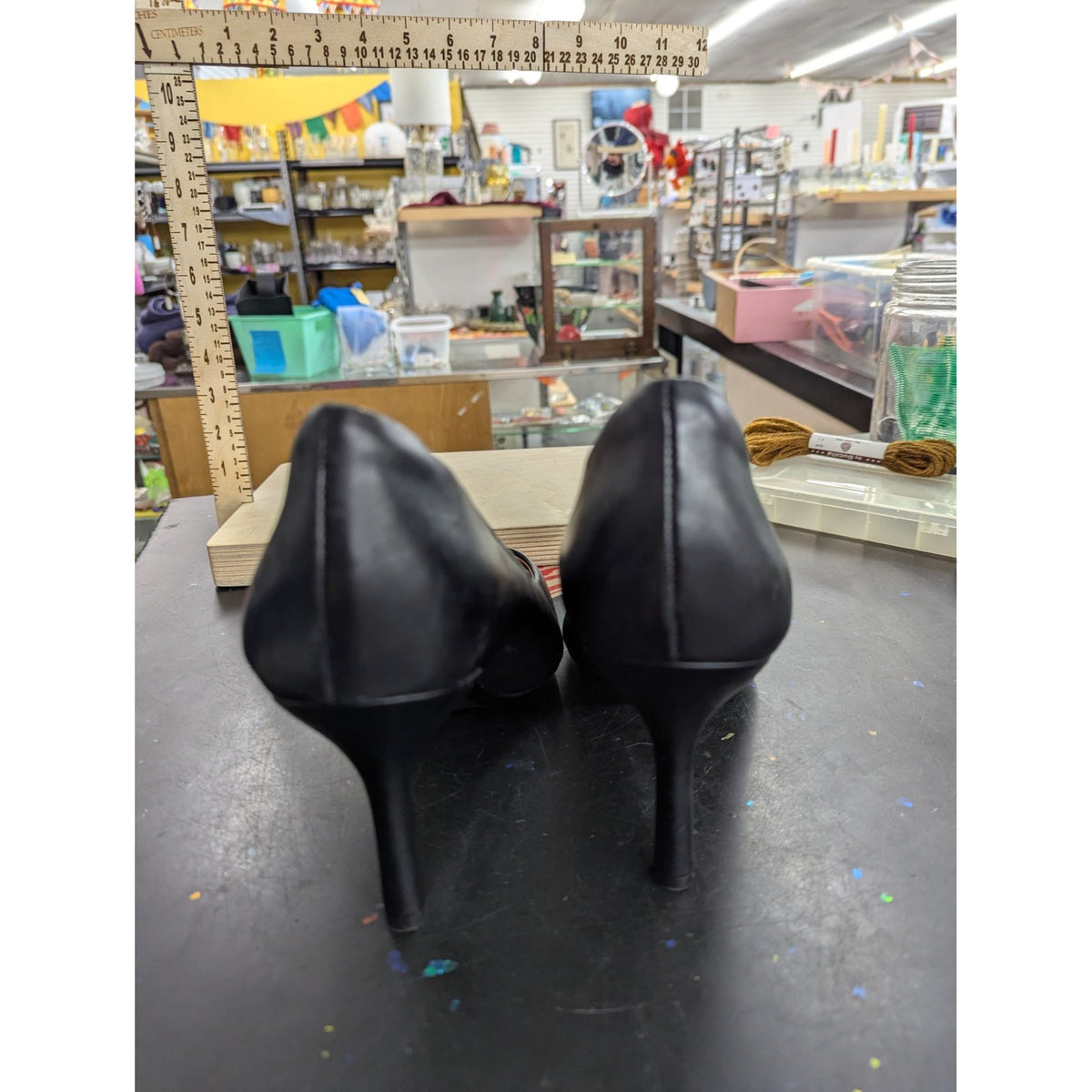 Nordstrom Rack Black Faux Leather Pointed Toe High Heel Pumps 3.5" Heel Womens Size 9
