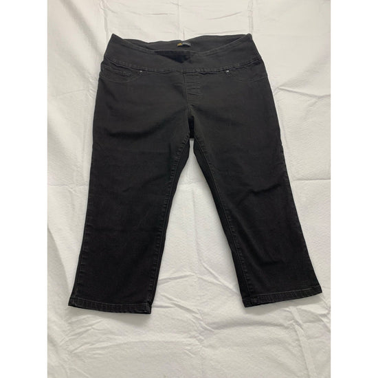 Lee Womens Slimming Fit Black Capri Pants Size 18W Medium Stretch Material