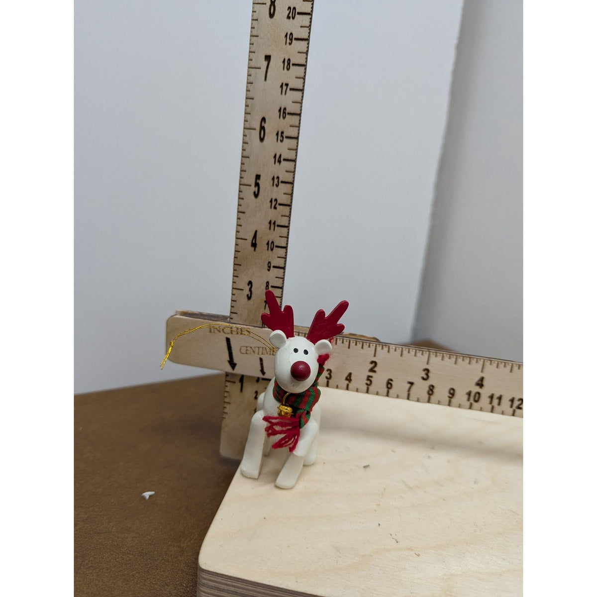Avon Belvedeer The Christmas Reindeer Ornament Holiday Decor Collectible