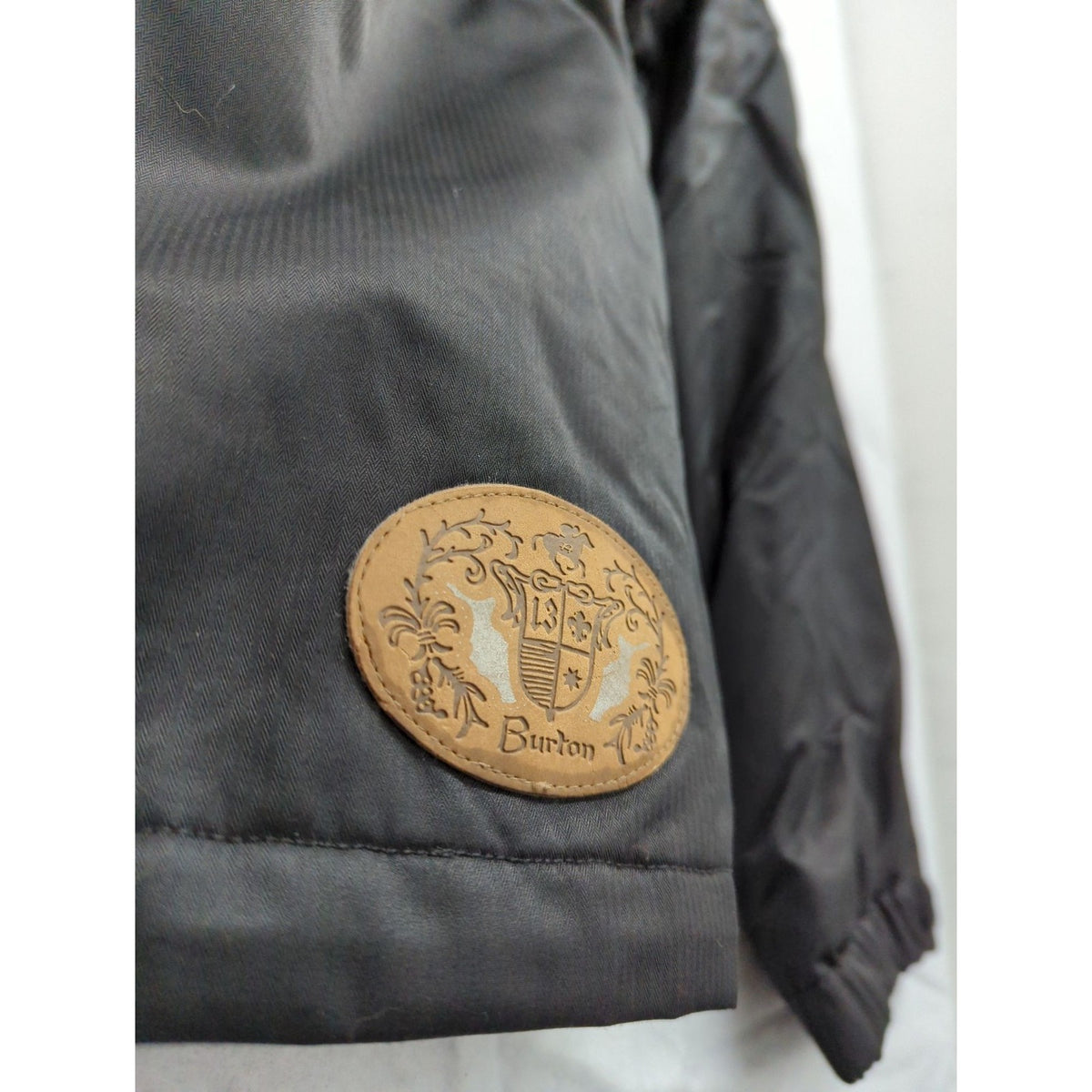 Burton Black Hooded Winter Jacket With Zipper & Snap Closures Size L Lightweight