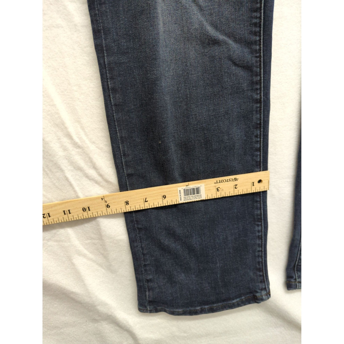 Lee Mens Extreme Motion Athletic Fit Tapered Leg Jeans Medium Wash Size M