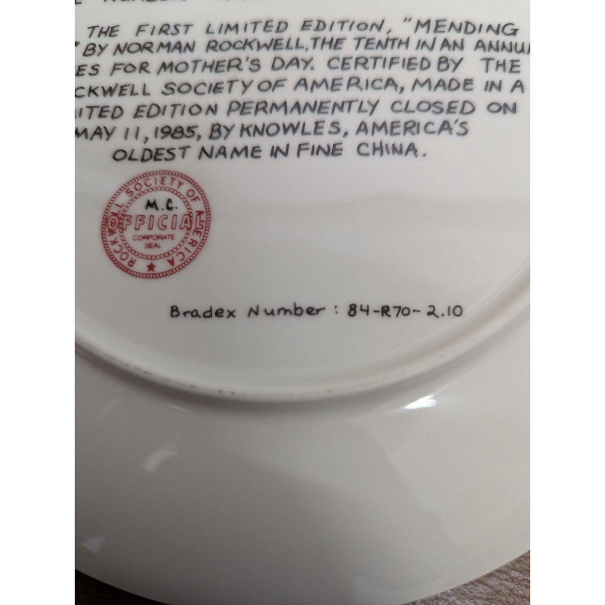 Norman Rockwell Mothers Day 1985 Collectible Plate "Mending Time" Vintage Cerami