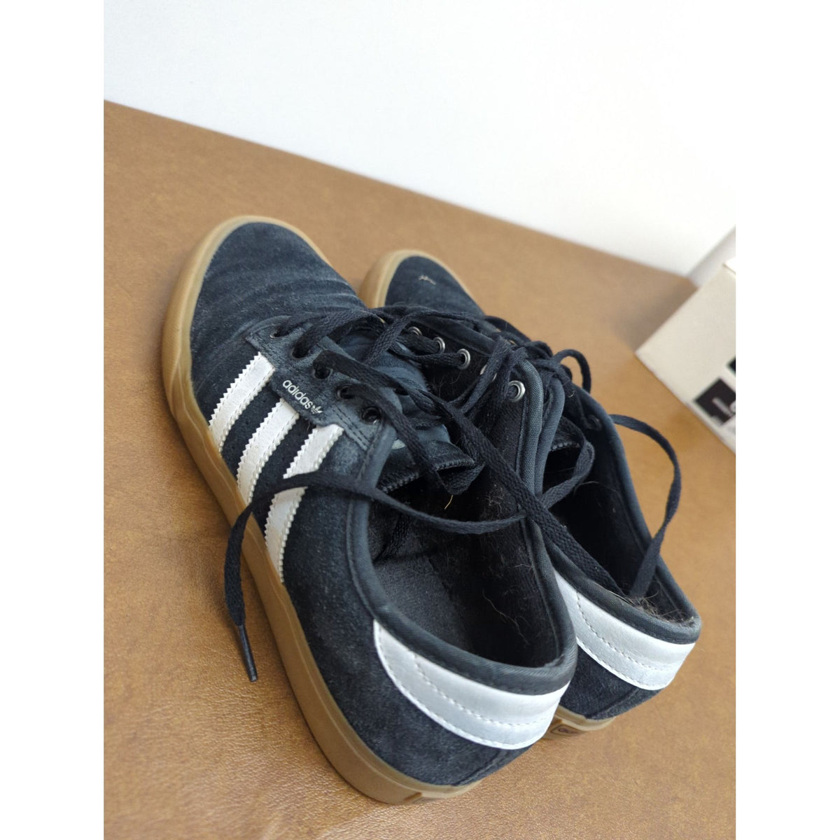Adidas Mens Black Suede Sneakers With White Stripes & Gum Soles Size 10.5