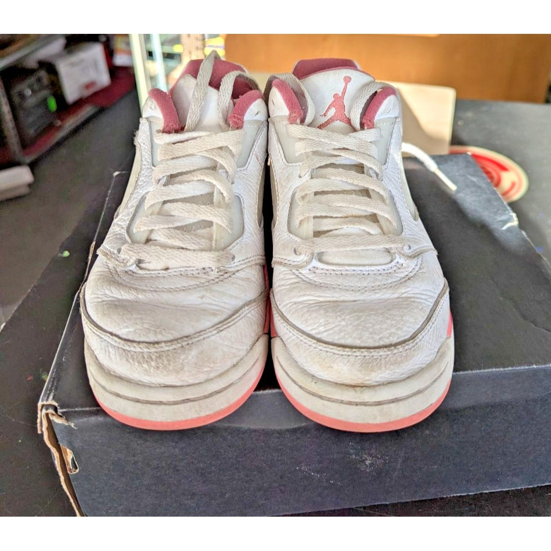Air Jordan 3 Retro Low GS Sneakers White/Pink Youth Size 1.5 Leather Basketb
