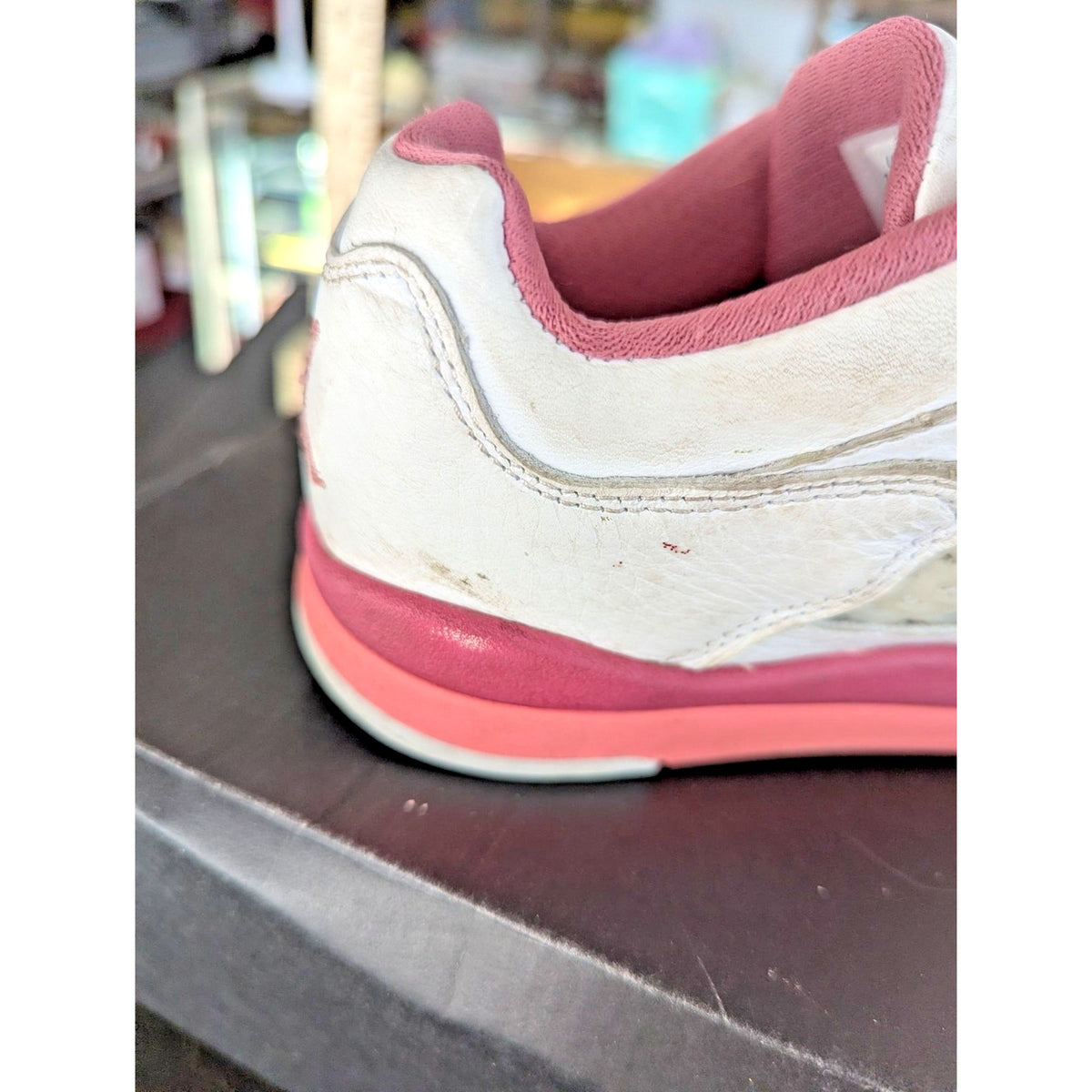 Air Jordan 3 Retro Low GS Sneakers White/Pink Youth Size 1.5 Leather Basketb