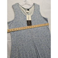 Blue Floral Sleeveless Dress With Scoop Neckline By Dress.com Size Large 60% Cotton 40% Polyester Made In Honduras