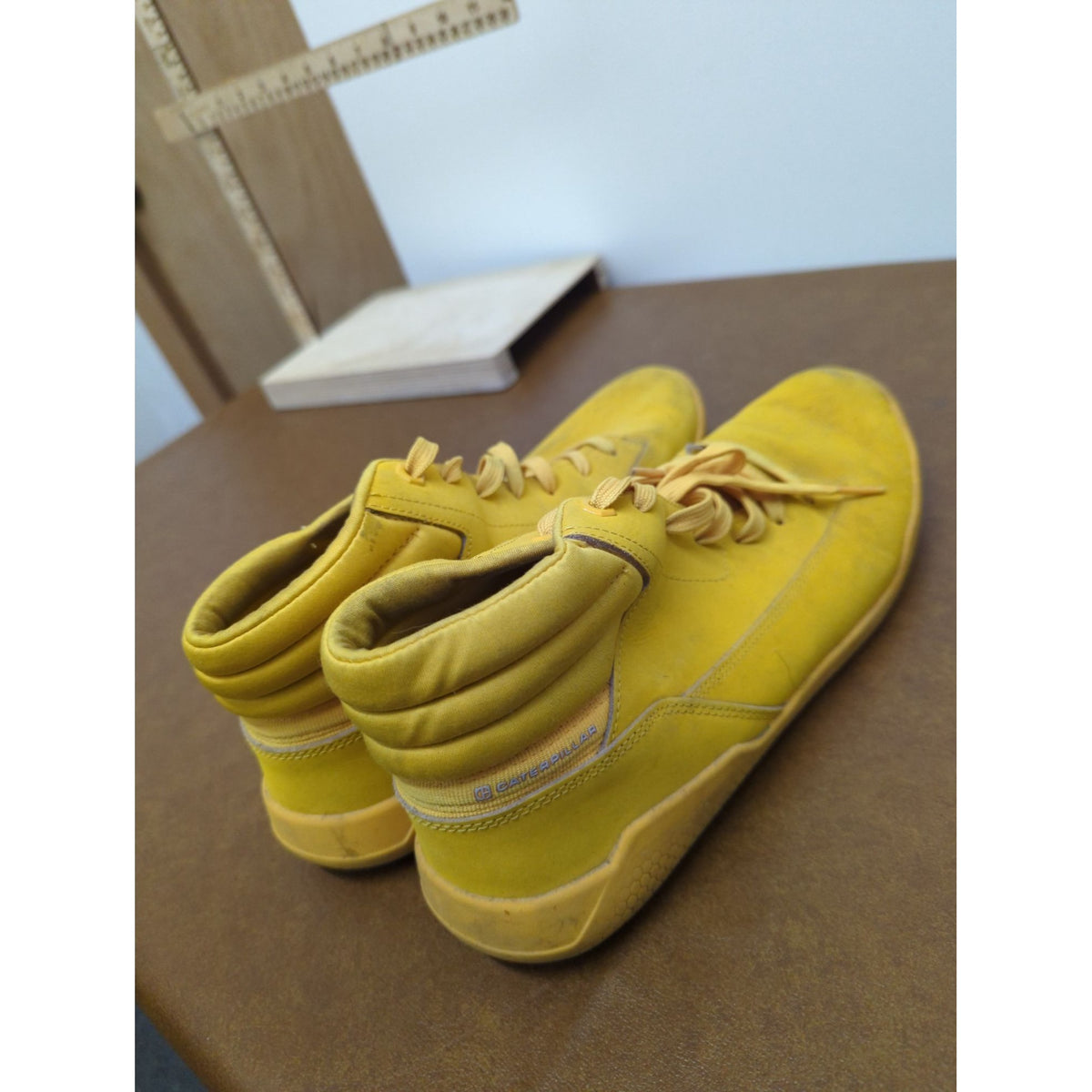 Caterpillar Yellow High-Top Mens Sneakers EU 43 US 10 Pre-Owned