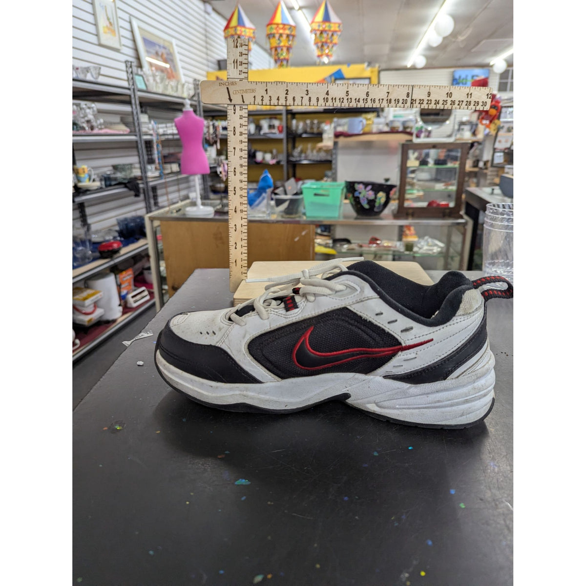Nike Air Monarch IV Black/White/Red Mens Athletic Shoes Size 9W