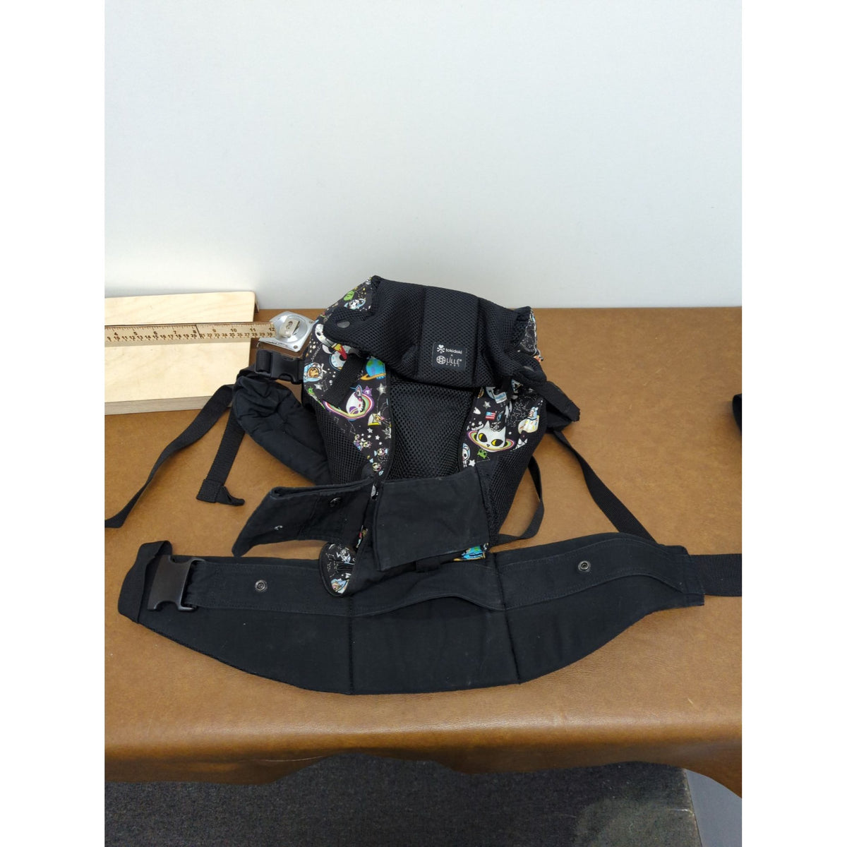 Tokidoki X Lillebaby Mesh Baby Carrier Adjustable Ergonomic Breathable Black Multicolor Print