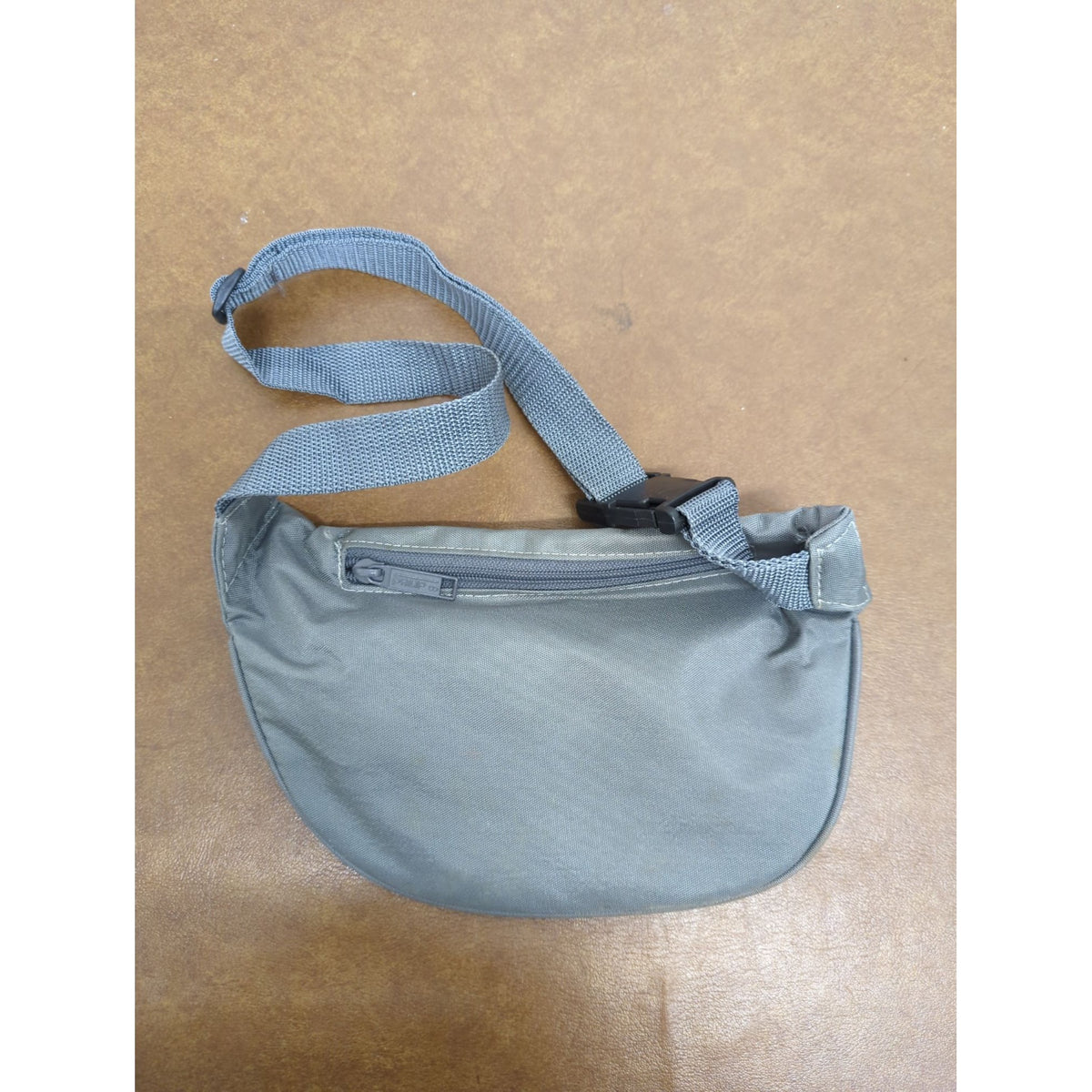 Vintage Gray Nylon Fanny Pack With Rainbow Patch Adjustable Strap Front Pocket & Back Zipper 10x7 Inches Made In Taiwan