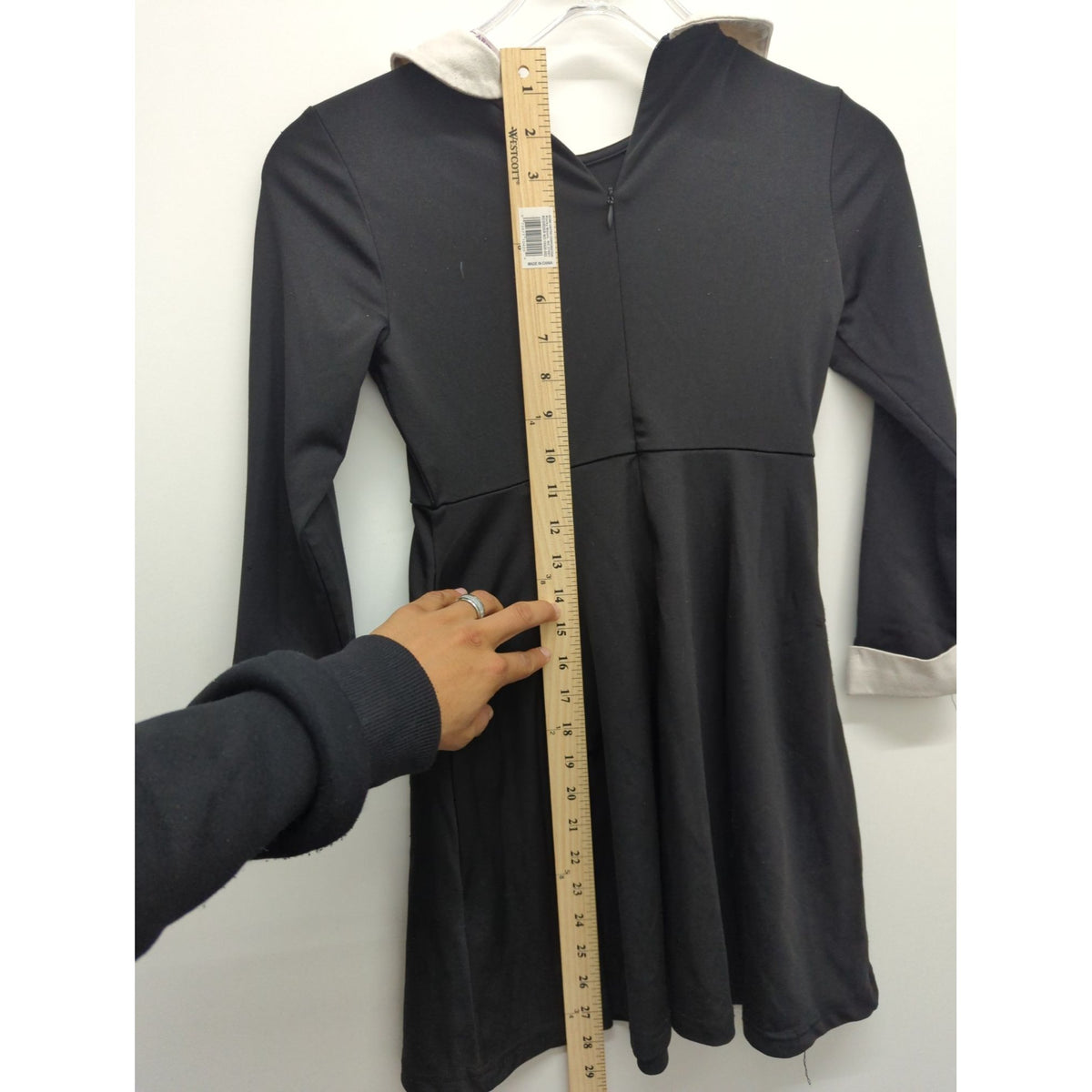 Black Long-Sleeve Peter Pan Collar Dress By Gorya - Womens M - Elegant & Comfortable