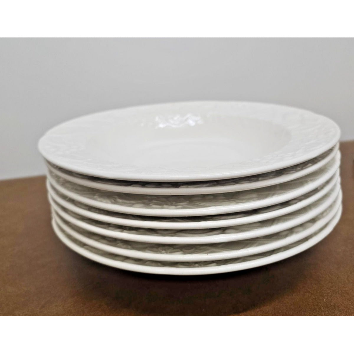Mikasa English Countryside White DP900 Stoneware Bowls Set Of 7 Embossed Fl