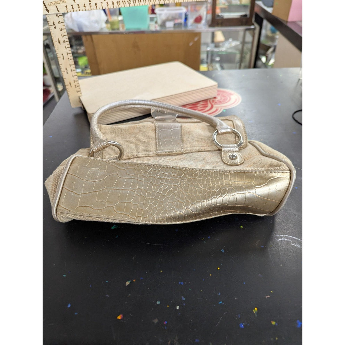 Bisou Bisou Beige & Gold Croc-Embossed Handbag With Dual Handles Turn Lock Closu
