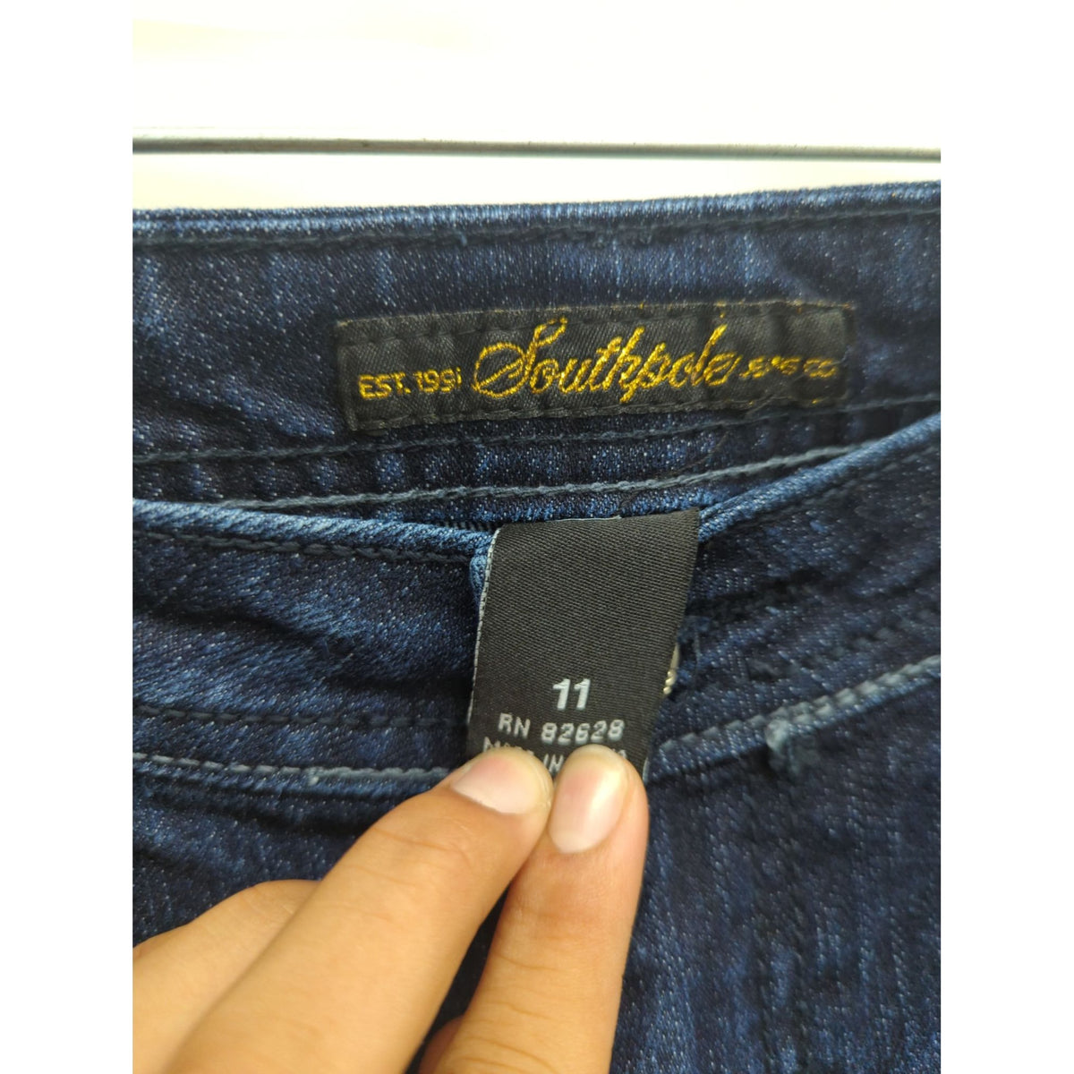 Southpole Womens Dark Wash Skinny Jeans With Sequin Back Pockets Size 11