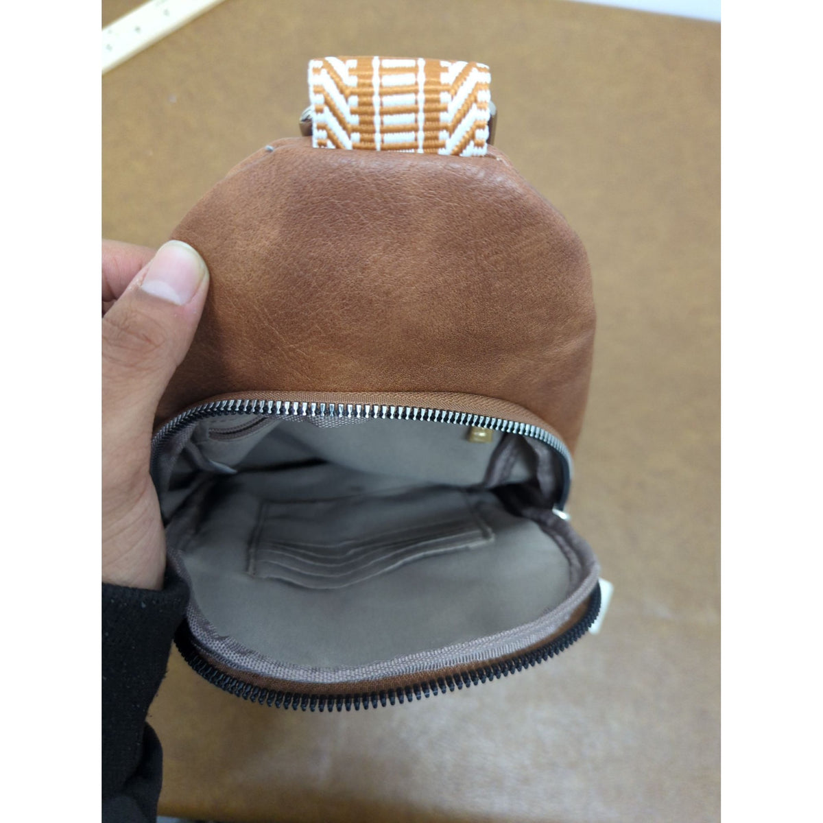 Cluci Brown Faux Leather Mini Crossbody Bag With Adjustable Strap & Multiple Zippered Compartments