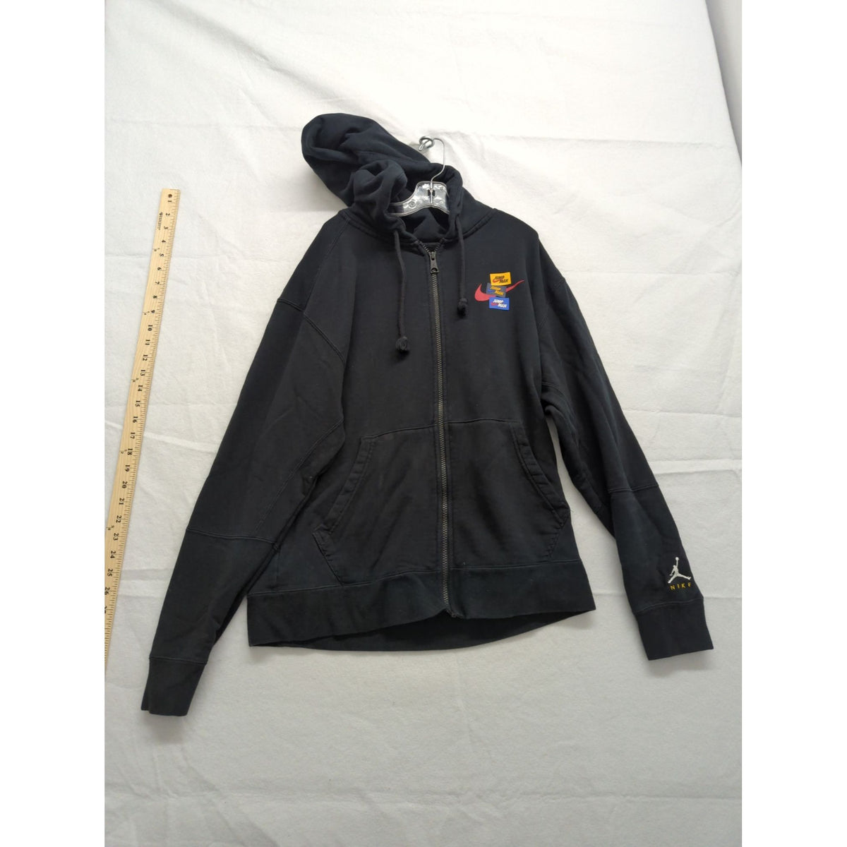 Nike Air Jordan Black Full-Zip Hoodie With Pockets & Graphics Mens Size XL