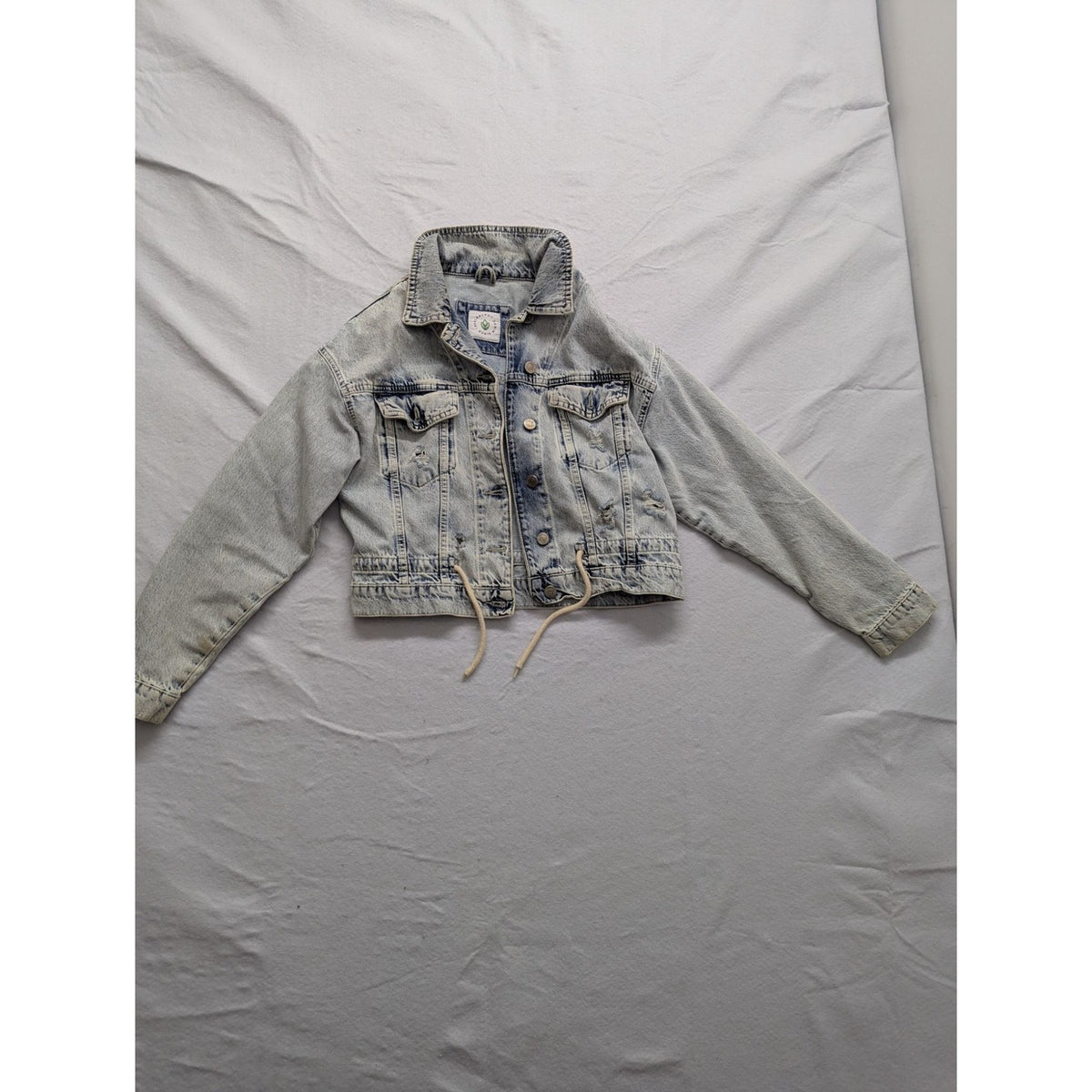 Cracpot Denim 1984 Womens Light Wash Cropped Denim Jacket