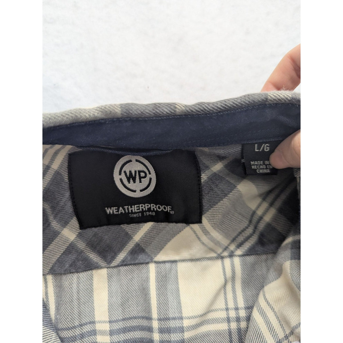 Weatherproof Mens L/G Plaid Button-Up Shirt Blue/White Long Sleeve Durable & Com