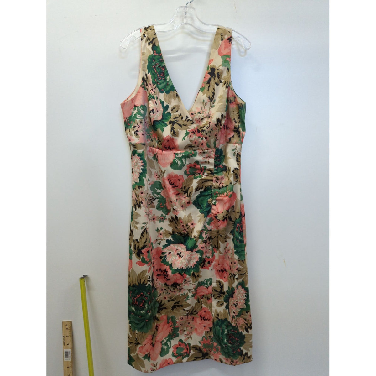 Donna Ricco Floral Sleeveless V-Neck Dress Size 10 Beige Pink Green Knee Length