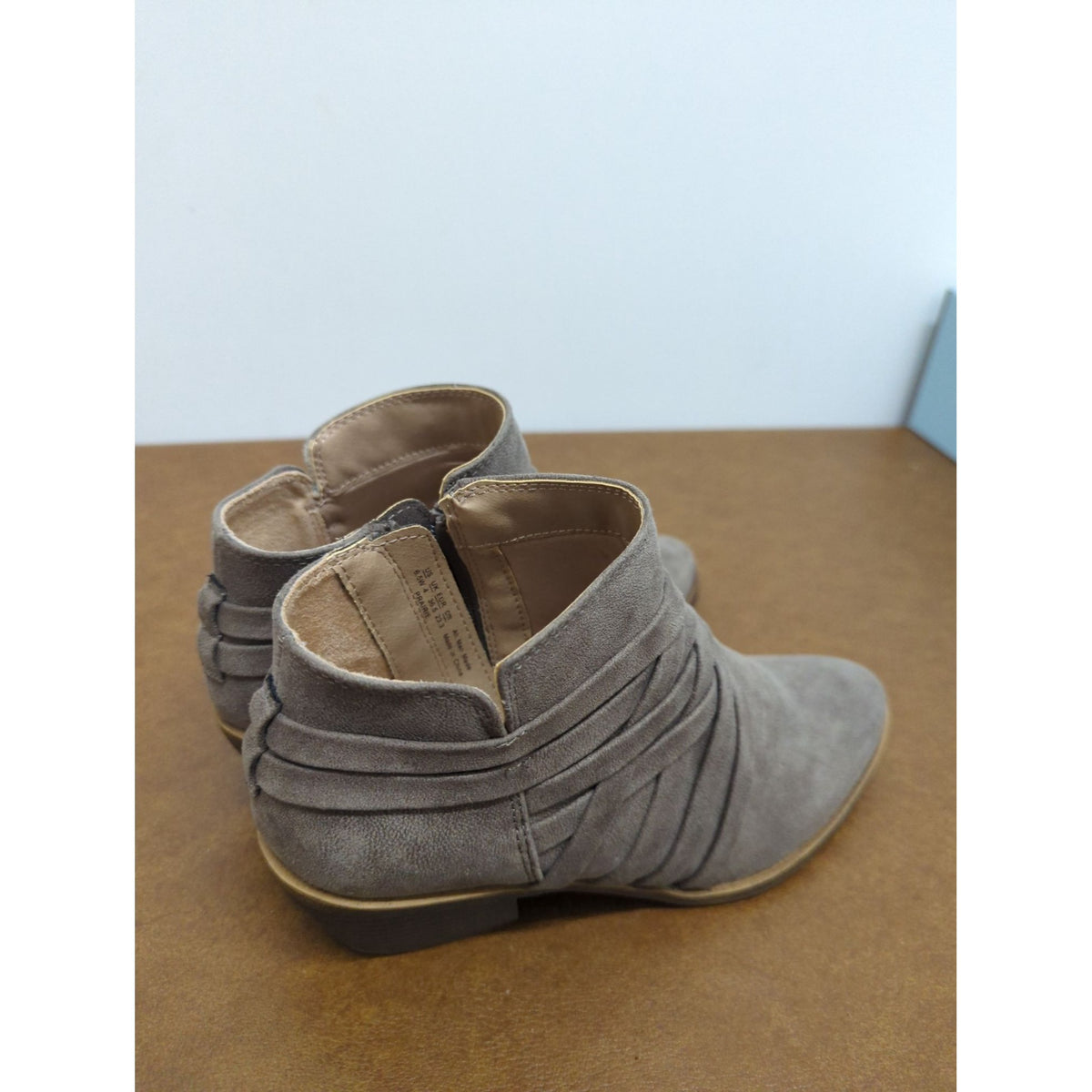 LifeStride Soft System Gray Suede Ankle Booties With Box - Womens Size 8.5
