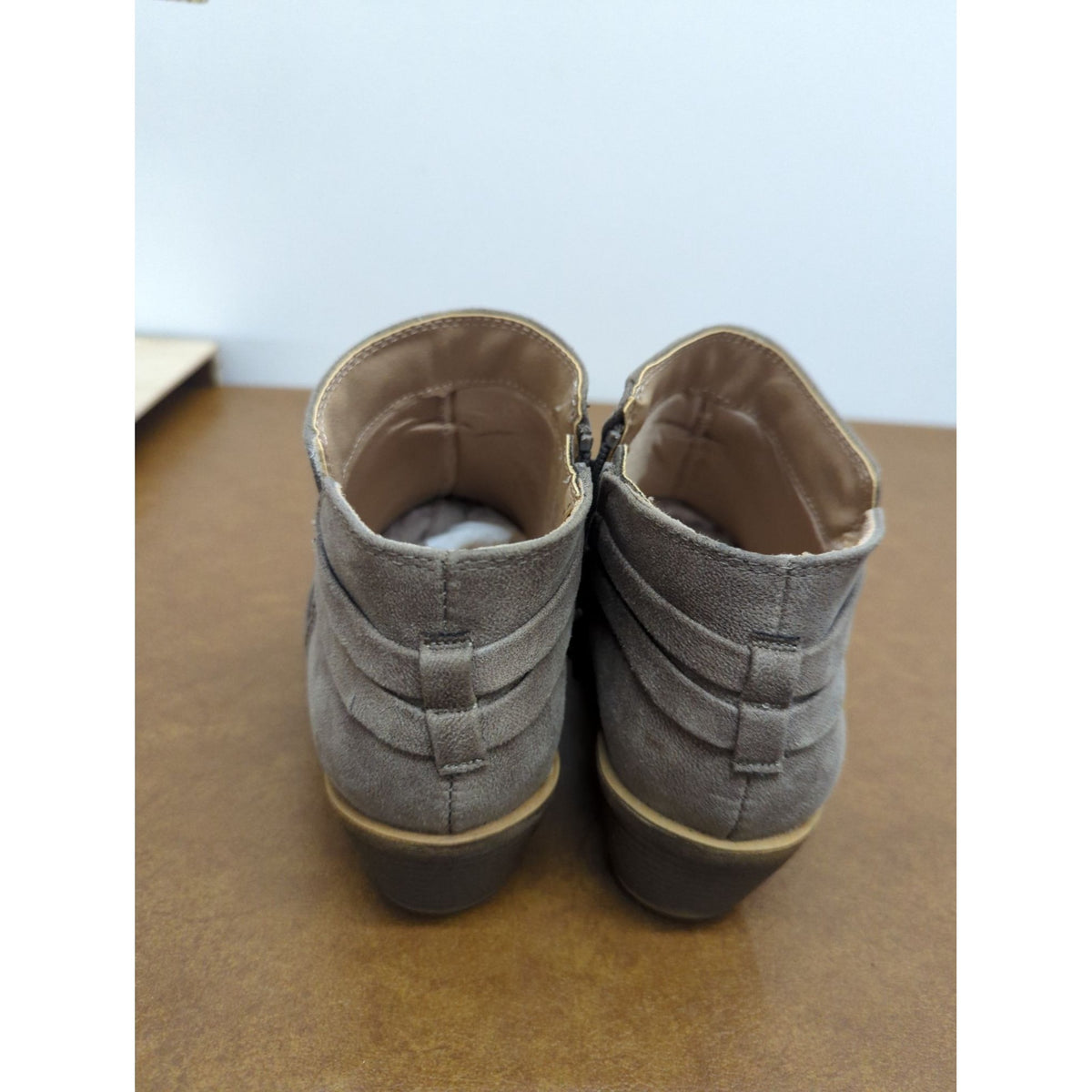 LifeStride Soft System Gray Suede Ankle Booties With Box - Womens Size 8.5