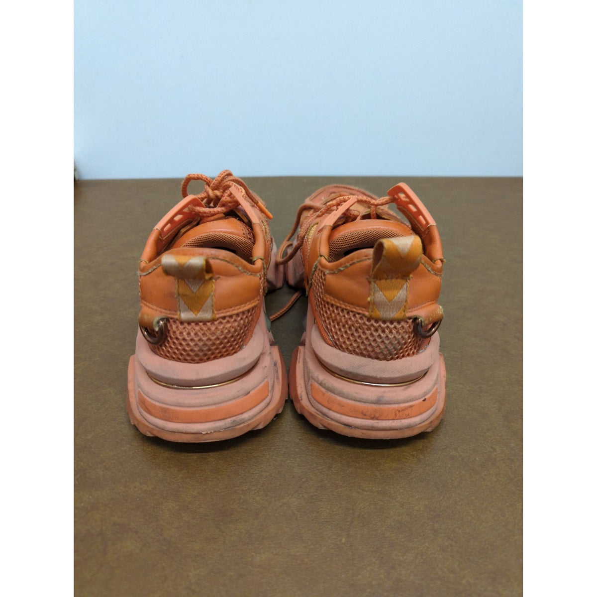 Calvin Klein Strike 205 Orange Sneakers US 6.5 EU 38.5 Leather & Fabric Mesh Upper