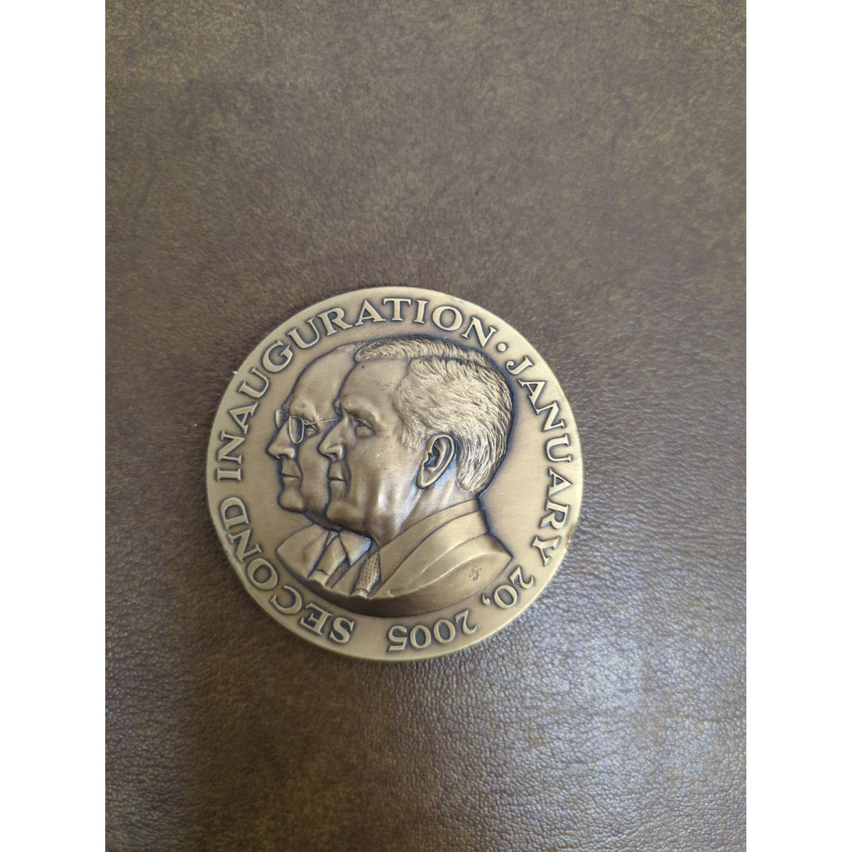 George W. Bush Inauguration January 20 2005 Commemorative Medal Presidential Seal 2 Inches Diameter