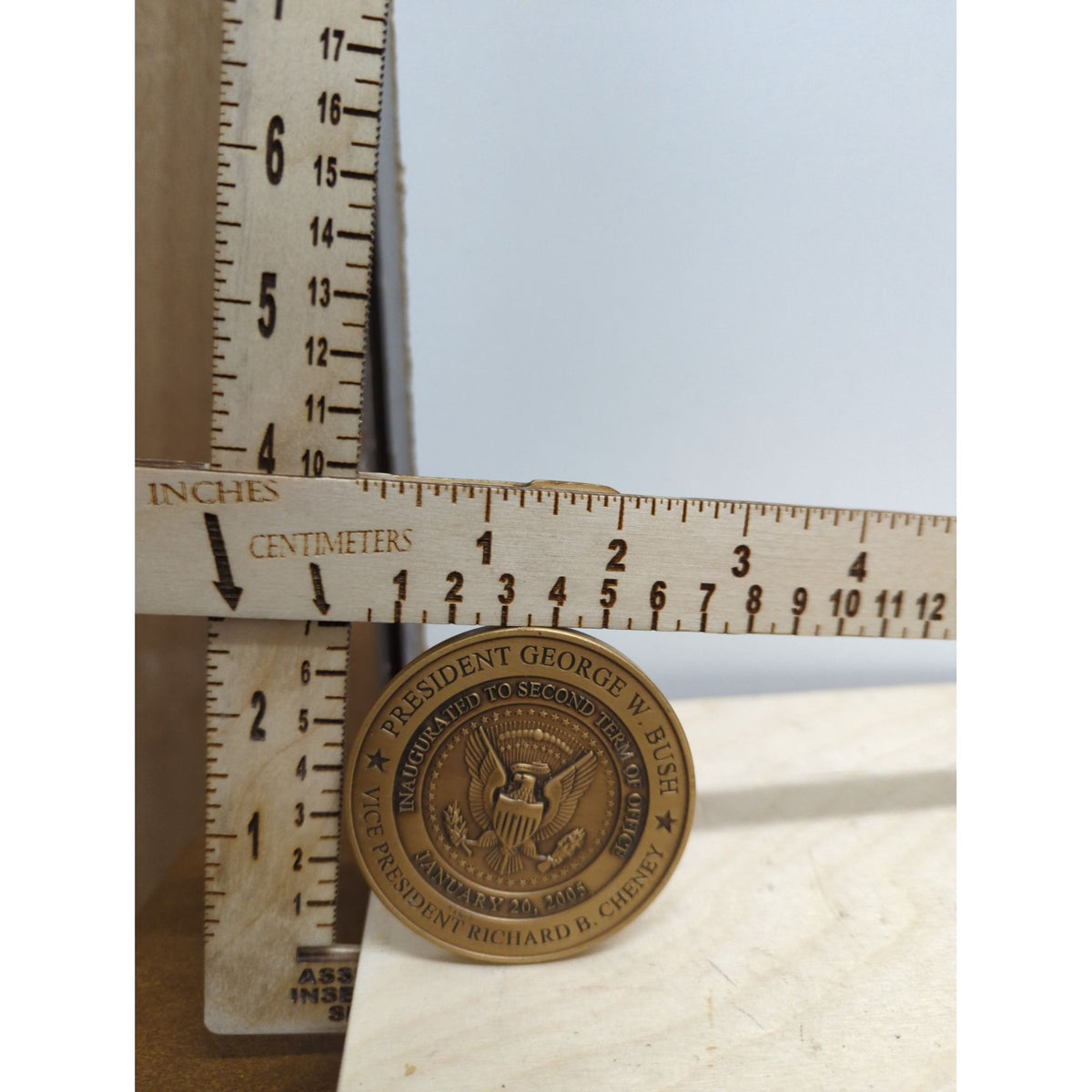 George W. Bush Inauguration January 20 2005 Commemorative Medal Presidential Seal 2 Inches Diameter