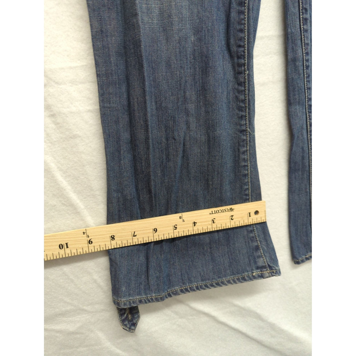 Vintage Womens Denim Pants Size 8 Relaxed Fit Flared Leg Cotton Blue Jeans