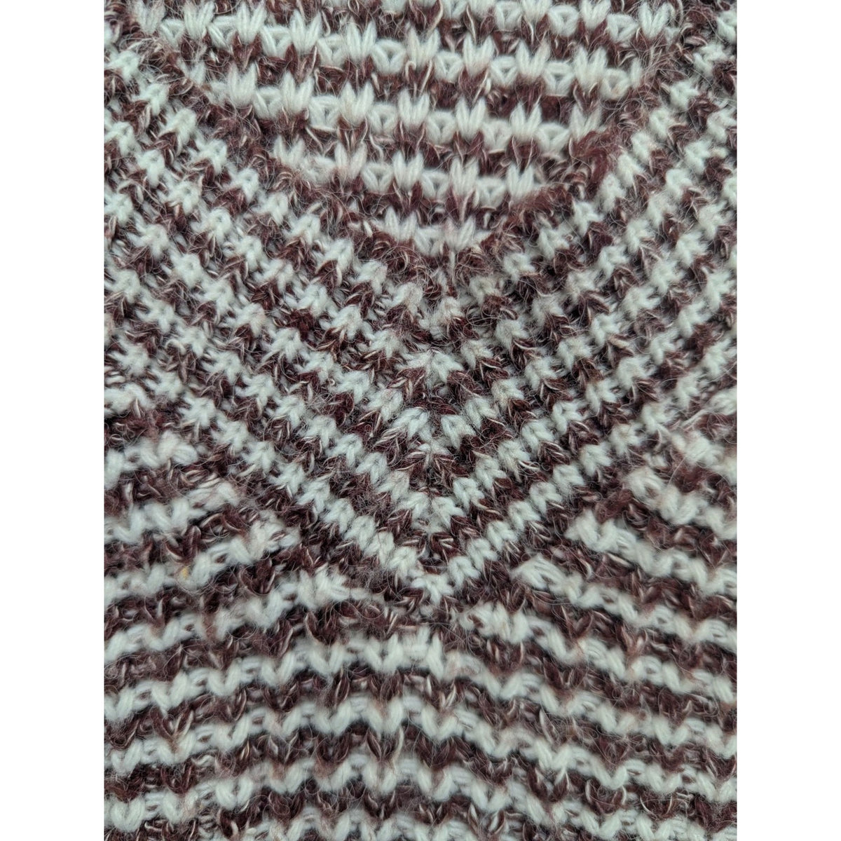 Modern Essentials Knit V-Neck Striped Sweater Brown & White Pullover Long Sleeve