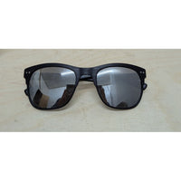 Piranha Sleek Black Polarized Sunglasses Modern Unisex Design