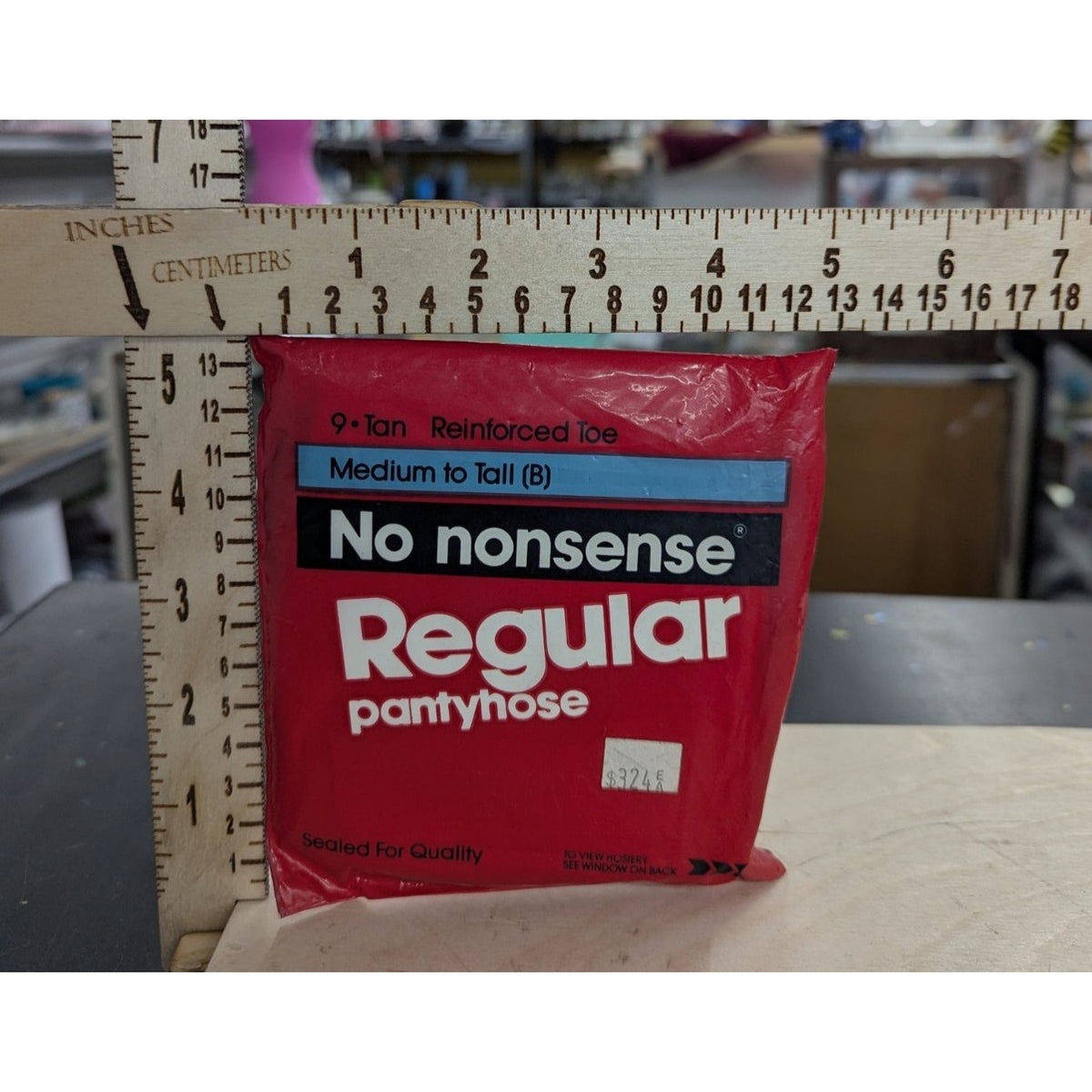 No Nonsense Regular Pantyhose Medium To Tall 9 Tan Reinforced Toe Nylon Hosiery