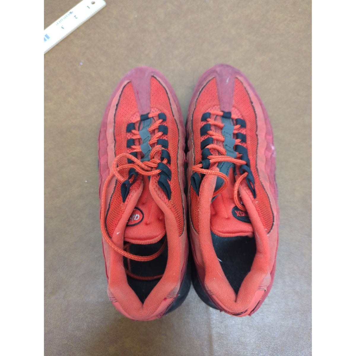 Nike Air Max 95 Red Black Mens Athletic Shoes Size 10