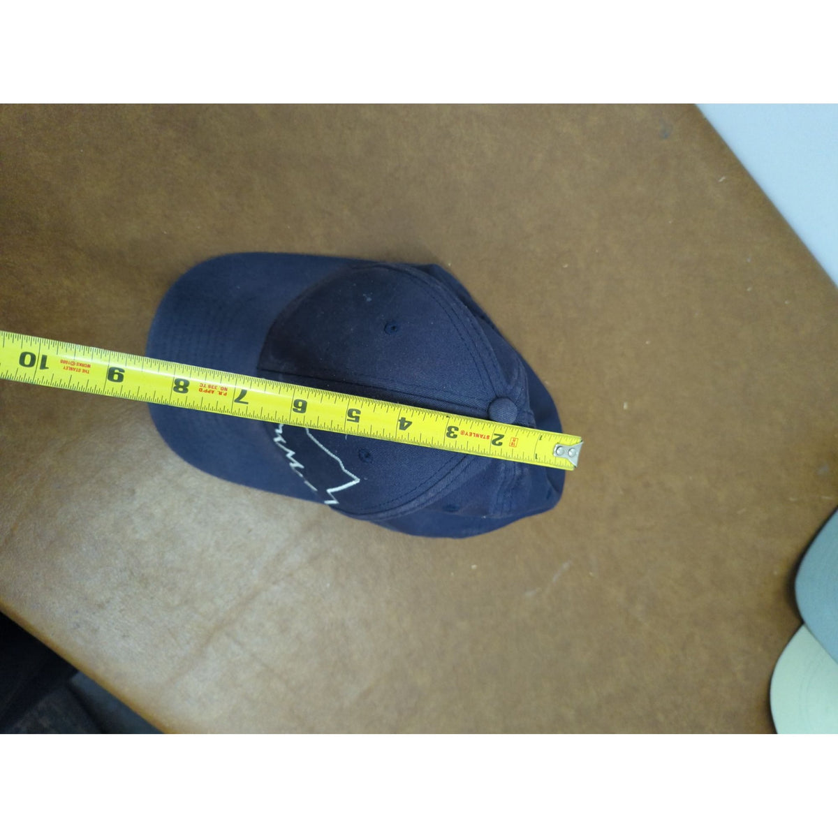 Burton Navy Blue Adjustable Baseball Cap With Mountain Design Cotton Blend Unisex