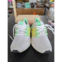 Adidas UltraBoost Running Shoes White/Green Size 11 Lace-Up Lightweight Mesh Bre